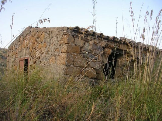 TERRENO E CASA  GRIMALDI CDA BISSANA