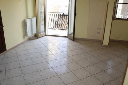 APPARTAMENTO  VIZZI (SECONDO PIANO) VIA CRISPI