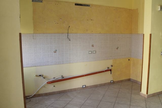 APPARTAMENTO  VIZZI (SECONDO PIANO) VIA CRISPI
