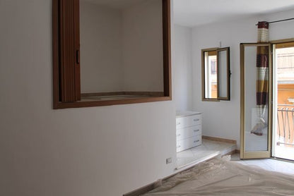 APT VIZZI  PRIMO PIANO E PIANO TERRA - VIA CINQUEMANI