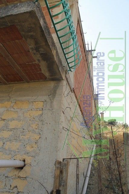 CASA  E TERRENO PANORAMICA  BARBARO CDA FELICIA