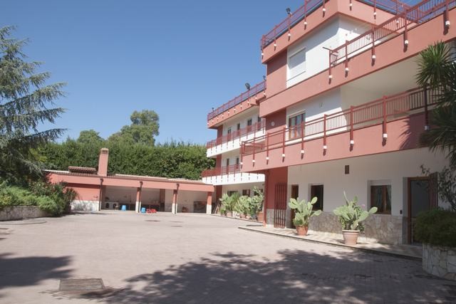 VILLA MILAZZO - PRIZZI (PA)