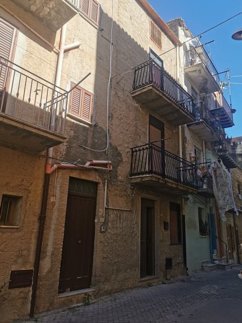 CASA ADAMO VIA NAPOLI