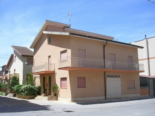 VILLA CON GIARDINO – COLLURA
