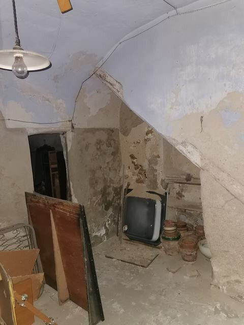 HISTORIC STONE HOUSE CASA RE – CORSO VITTORIO EMANUELE E VIA CORDOVA