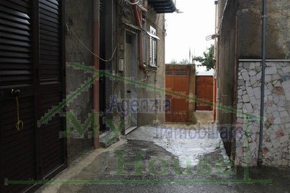CASA LO MONACO VIA DON GERLANDO RE - PROPERTY IN SICILY
