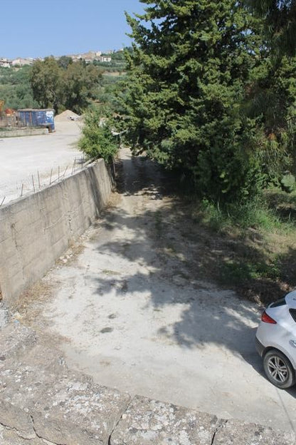MAGAZZINO E TERRENO PANORAMICO DI MORA – CDA CANALARO