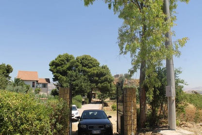 VILLA CON PISCINA - CARUBIA CDA MARULLO
