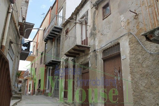 CASA PERZIA VIA ARFELI - PROPERTY IN SICILY