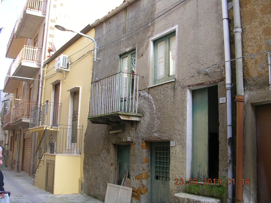 CASA SALVO VIA CRISPI - PROPERTY IN SICILY
