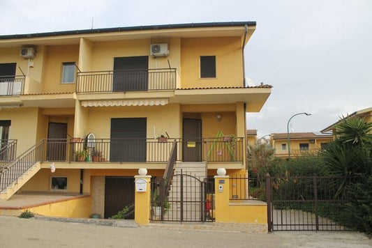 VILLETTA CALTAGIRONE