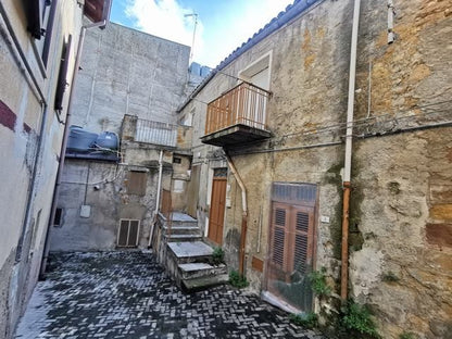 CASA CASTELLANO VICOLO MULE'
