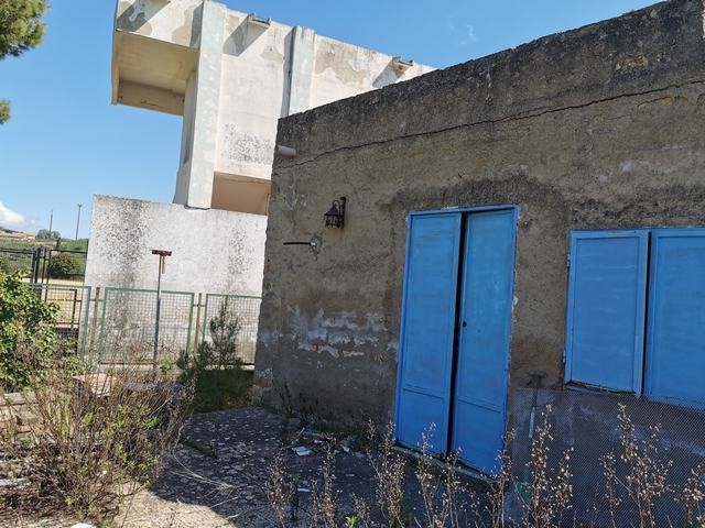 VILLA E TERRENO VERONIQUE CDA ZACCURAFA
