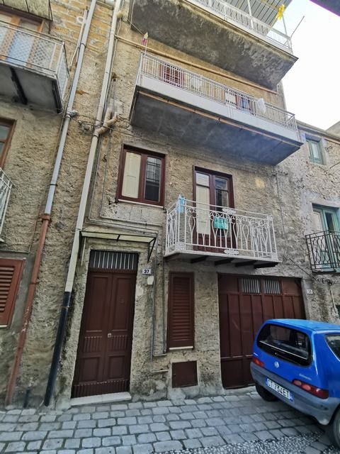CASA SCOZZARI VIA GIOVANNI PROCIDA, ALESSANDRIA DELLA ROCCA (AG)