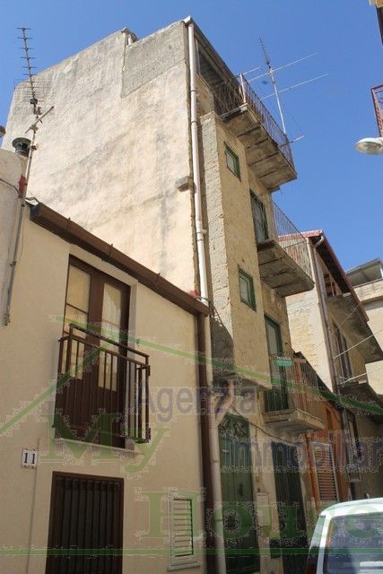 CASA ANTONINO VICOLO RIGGIO