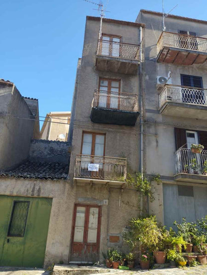 CASA PANORAMICA DI MAGGIO – SANTO STEFANO QUISQUINA (AG)