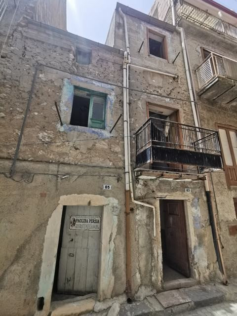 CASE CUSUMANO VIA SAN GIOVANNI – ALESSANDRIA DELLA ROCCA