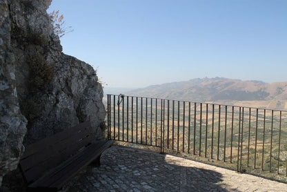 CASA A GIULIANA (PA)