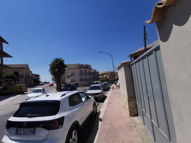HOUSE AND LAND GUIDA - CORSO CINQUEMANI ARCURI
