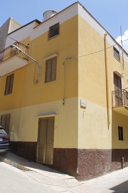 CASA ACQUISTO – VIA MESSINA/ANGOLO STA.CONVENTO