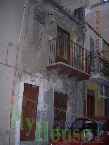CASA BAIAMONTE CORTILE BORGIA - PROPERTY IN SICILY