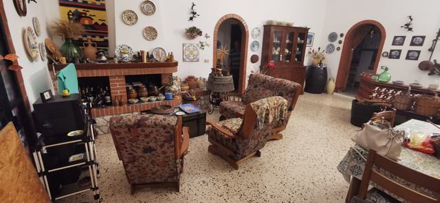VILLA E TERRENO CDA RAGANA – SAN MARCO (AG)