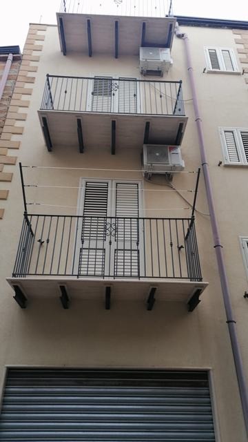 CASA AFFITTO - CASA COMPARETTO
