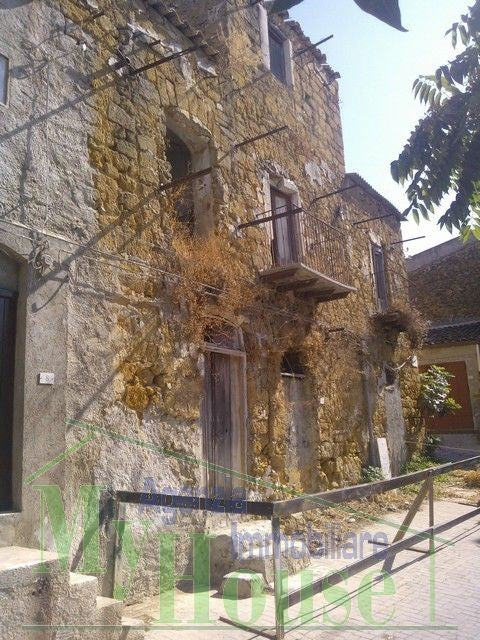 CASA GRASSADONIA LARGO BELLI - PROPERTY IN SICILY
