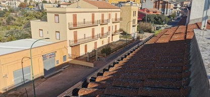 MANSARDA COMPARETTO