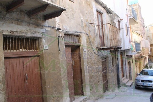 CASA CUTRONE – VIA ARFELI - PROPERTY IN SICILY
