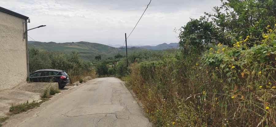 CAPANNONE E TERRENO GAMBINO CONTRADA CICCIONE