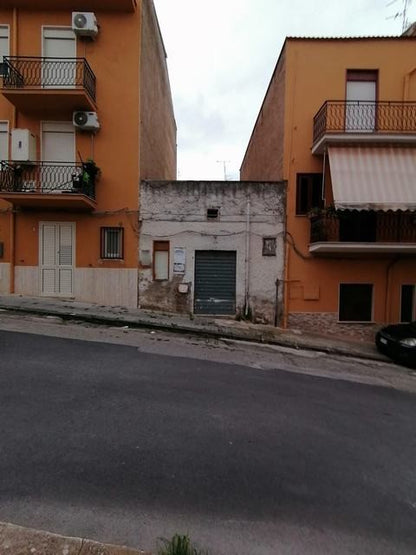 CASA VIA RIGGI – RIBERA (AG)