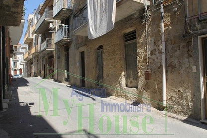 MAGAZZINO DI MICELI VIA ARCURI - PROPERTY IN SICILY