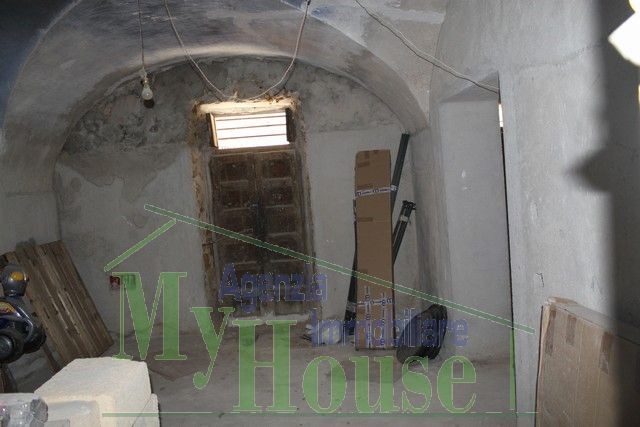 MAGAZZINO DI MICELI VIA ARCURI - PROPERTY IN SICILY