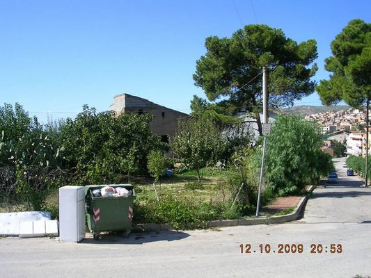 HOUSE AND LAND CUSUMANO - PROPERTY IN SICILY
