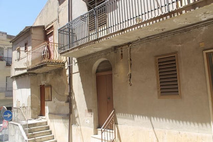 CASA BOSCIGLIO SALITA CONVENTO