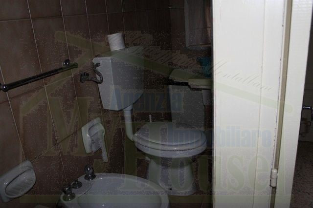 CASA PIAZZA VIA VASILE E VIA AMORMINO - PROPERTY IN SICLY