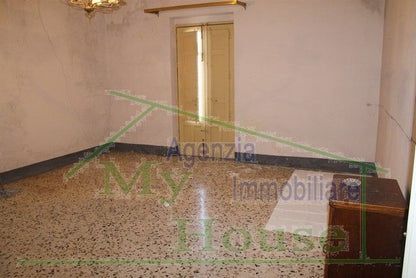 CASA PANORAMICA IN VIA GENTILE/SALITA CARMELO