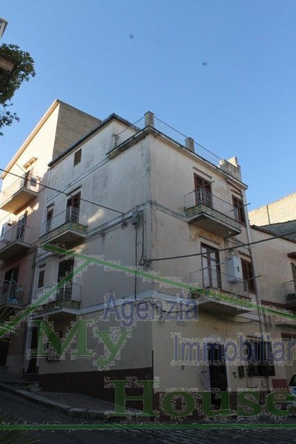 CASA PANORAMICA IN VIA GENTILE/SALITA CARMELO