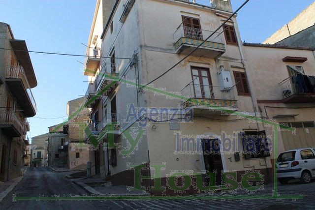 CASA PANORAMICA IN VIA GENTILE/SALITA CARMELO