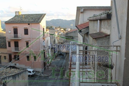 CASA DI CHIAZZA SALITA CARMELO - PROPERTY IN SICILY