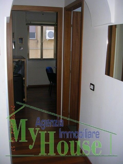 APPARTAMENTO NEL CORSO CINQUEMANI