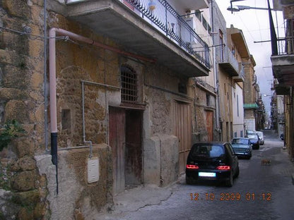 MANGIONE GARAGE VIA CUFFARO