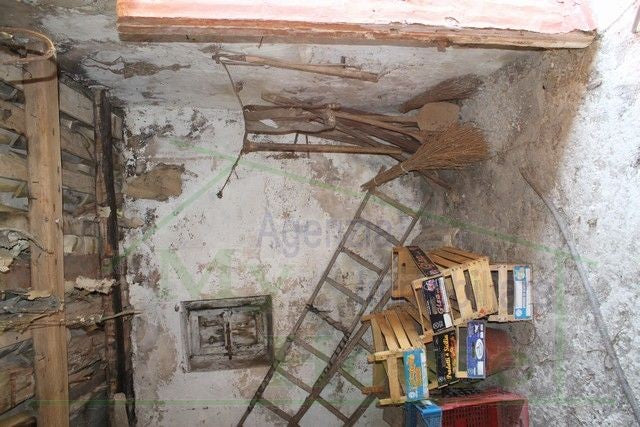 HOUSE AND LAND PENDINO - CONTRADA CINIE', PROPERTY IN SICILY