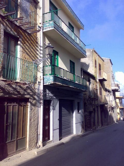 CASA LOSI, CORSO CINQUEMANI