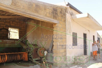 HOUSE AND LAND PARRINO IN CONTRADA CABIBI (ALESSANDRIA)