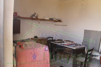 HOUSE AND LAND PARRINO IN CONTRADA CABIBI (ALESSANDRIA)