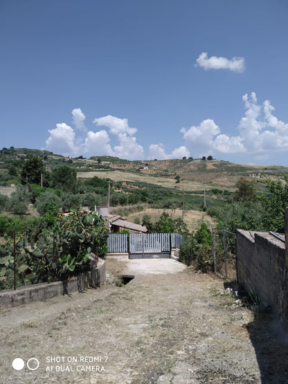 HOUSE AND LAND BARTOLOMEO CDA CANALARO