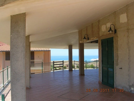 VILLA SUL PROMONTORIO DI MINOA