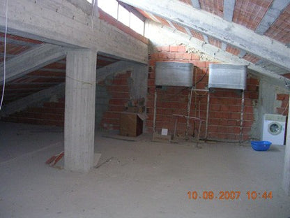 BUILDING WITH GARDEN VIA S.AMBROGIO - OPPORTUNITY